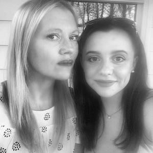 Meet your Posher, Hannah rose